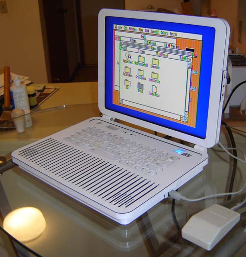Ben Heck -- Apple IIgs Original Hardware Laptop